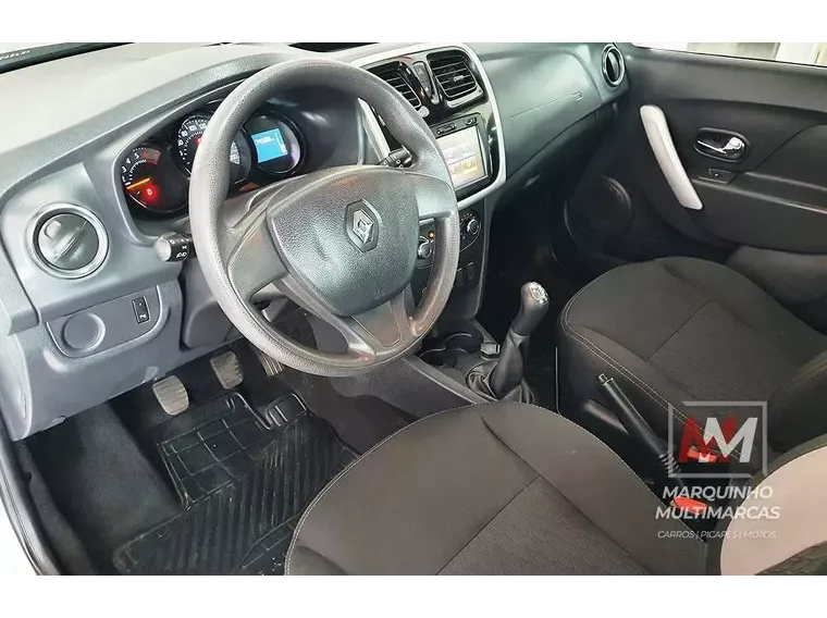 Renault Sandero Prata 16