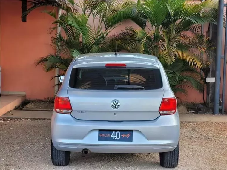 Volkswagen Gol Prata 9