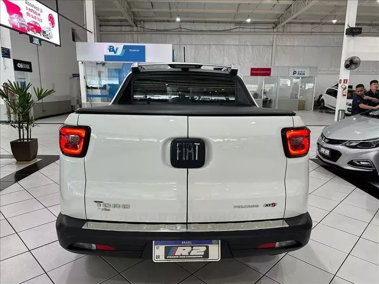 Fiat Toro Branco 10