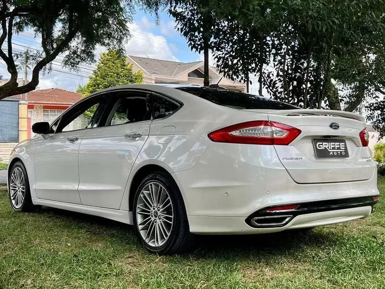 Ford Fusion Branco 2