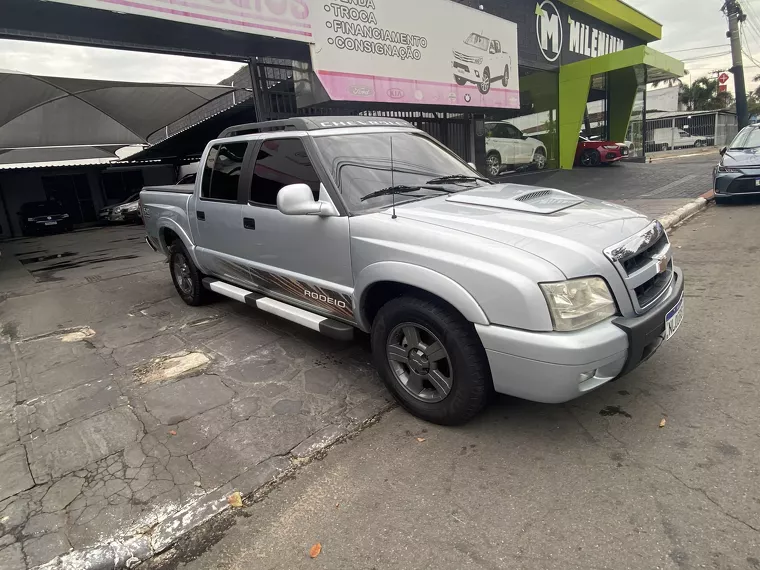 Chevrolet S10 Prata 21