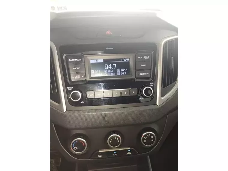 Hyundai Creta Prata 13