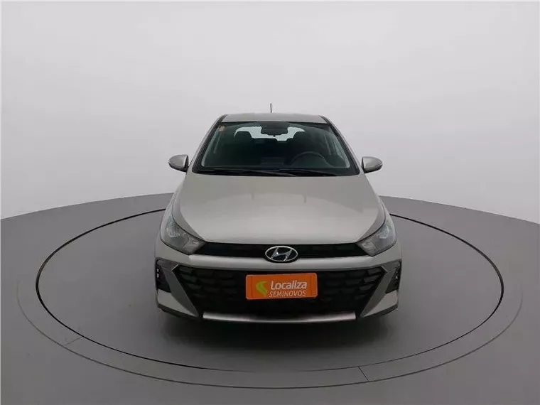 Hyundai HB20 Prata 13