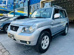 Mitsubishi Pajero TR4