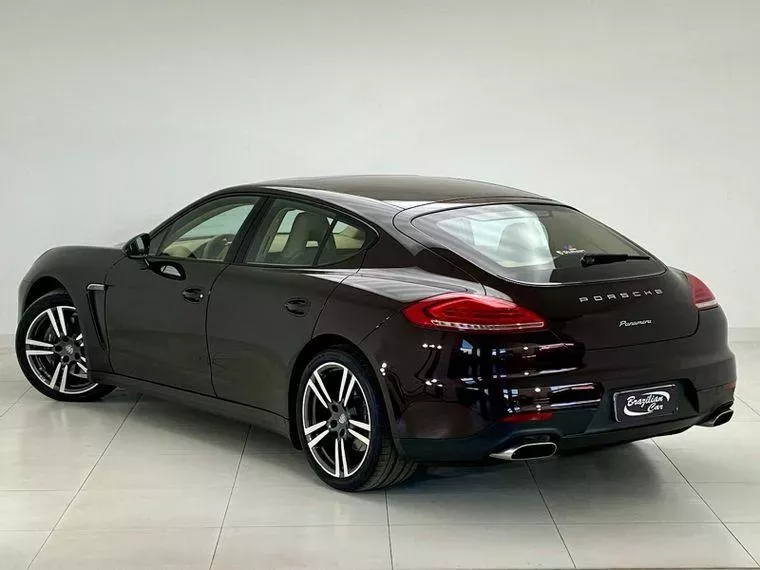 Porsche Panamera Marrom 18