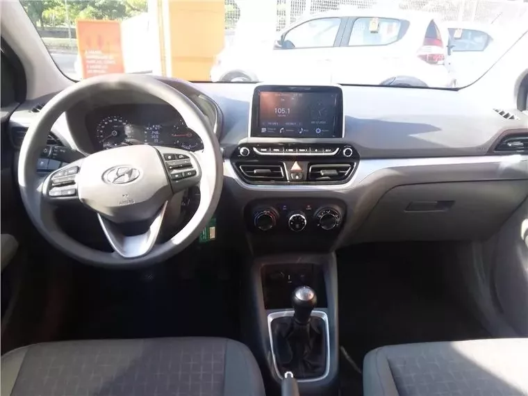 Hyundai HB20S Preto 4