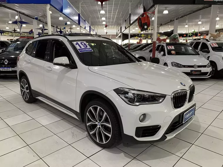 BMW X1 Branco 15