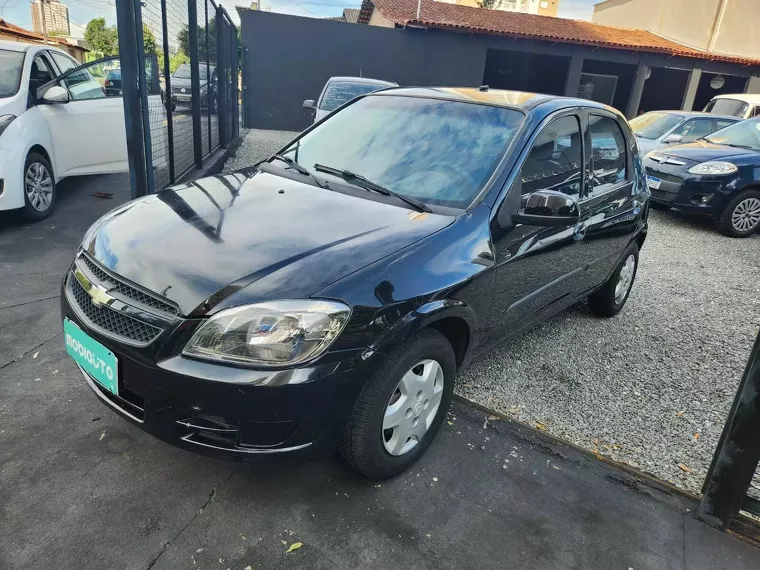 Chevrolet Celta Preto 1