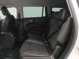 Jeep Commander