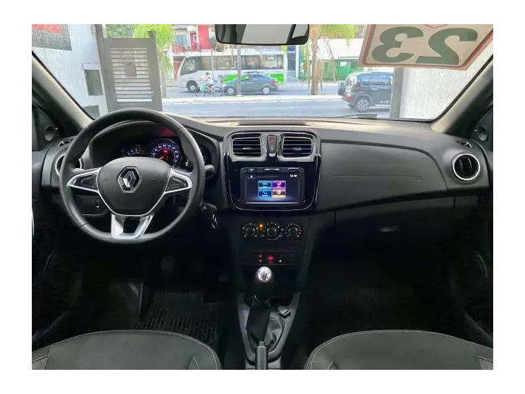 Renault Sandero Branco 3