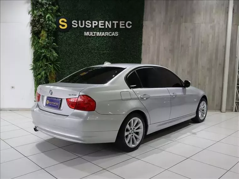 BMW 320i Prata 12