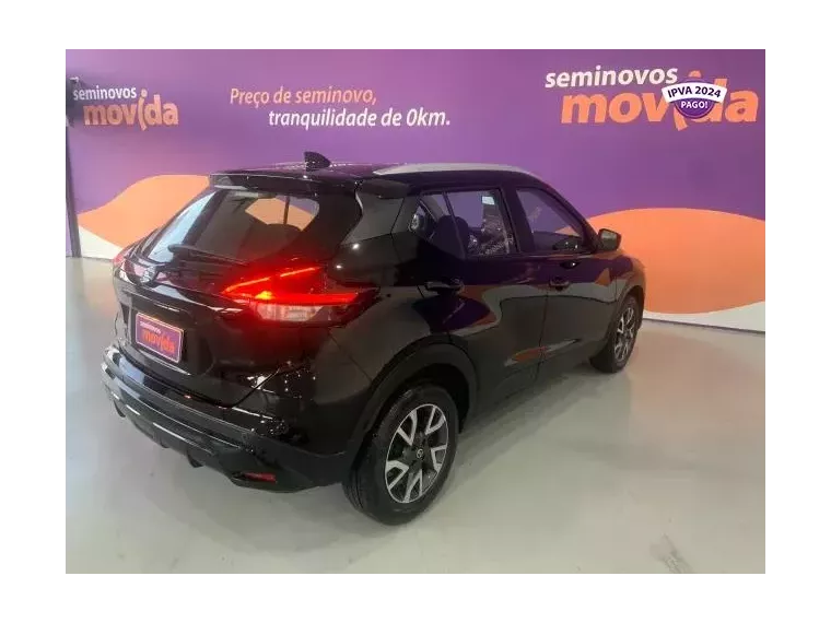 Nissan Kicks Preto 5