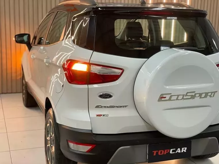 Ford Ecosport Branco 18