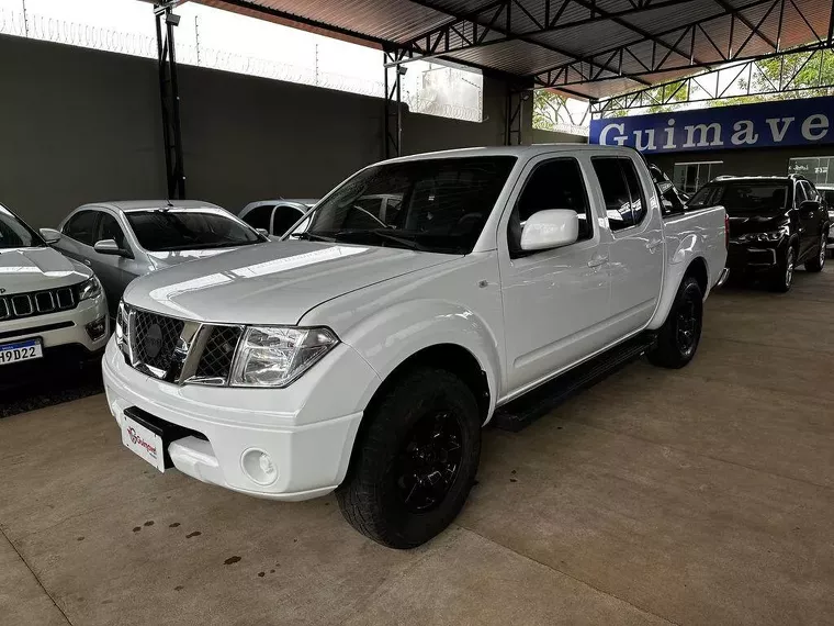 Nissan Frontier Branco 3