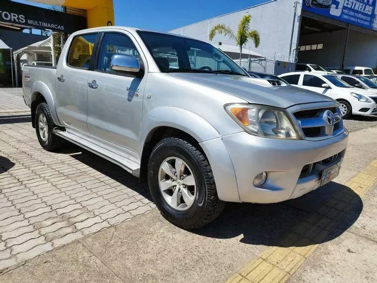 Toyota Hilux Prata 5