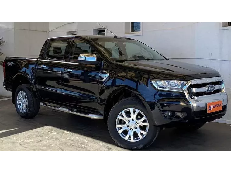 Ford Ranger Preto 10