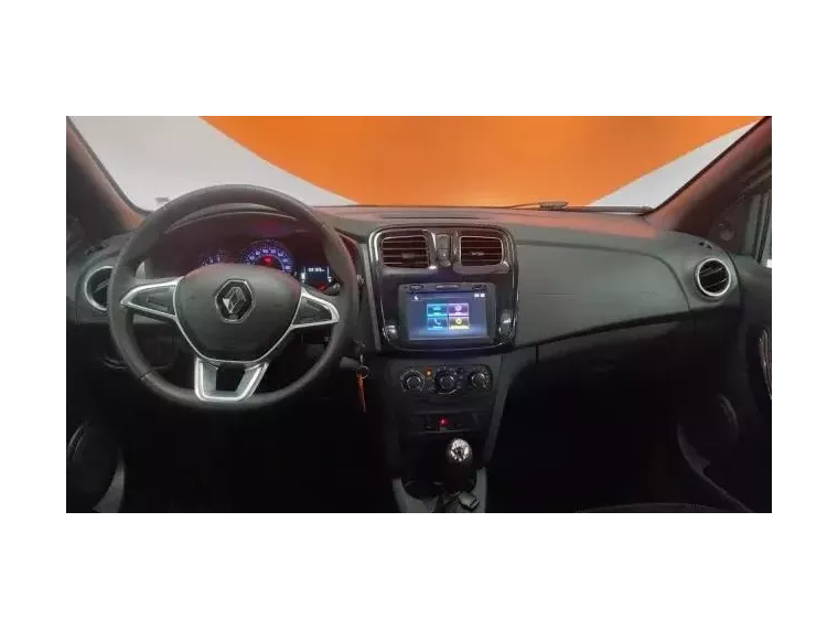 Renault Logan Prata 13