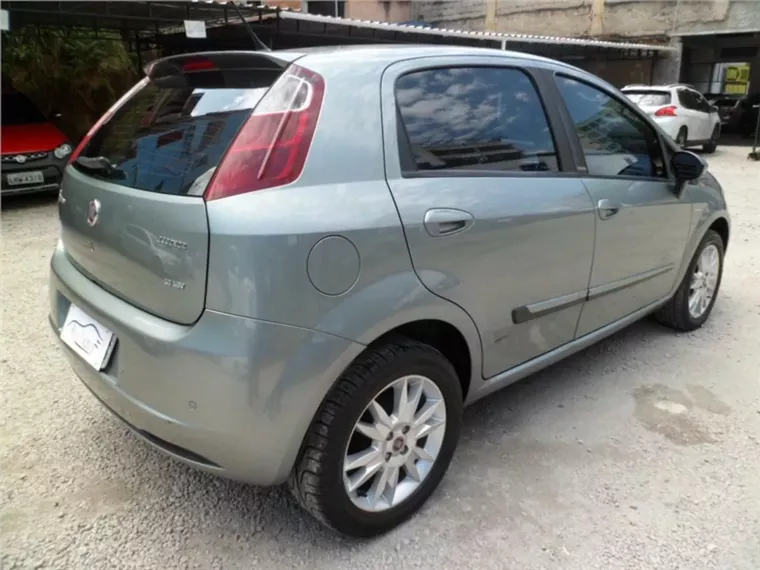 Fiat Punto Cinza 3