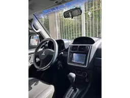 Mitsubishi Pajero TR4