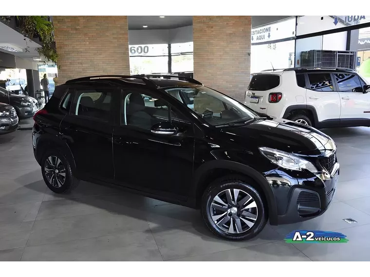 Peugeot 2008 Preto 12