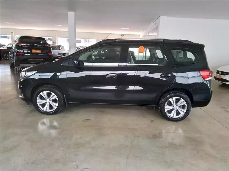 Chevrolet Spin Preto 3