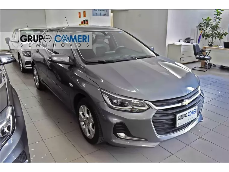 Chevrolet Onix Cinza 15