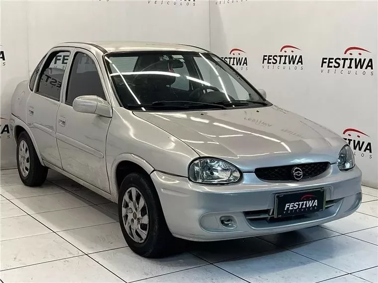 Chevrolet Corsa Prata 9