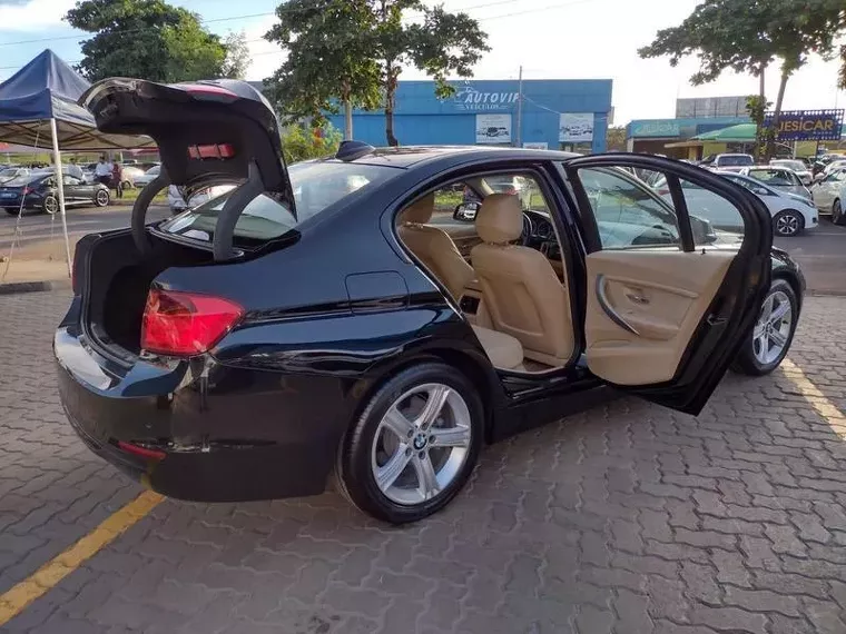 BMW 320i Preto 18