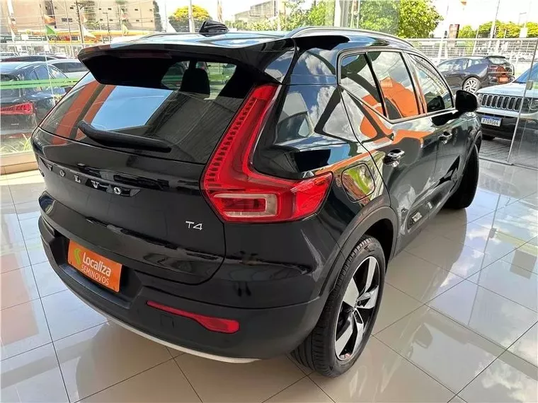 Volvo XC40 Preto 8