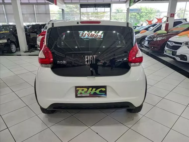 Fiat Mobi Branco 4