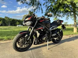 Triumph Street Triple