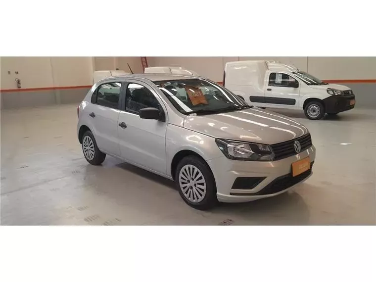 Volkswagen Gol Prata 9