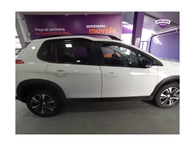 Peugeot 2008 Branco 7