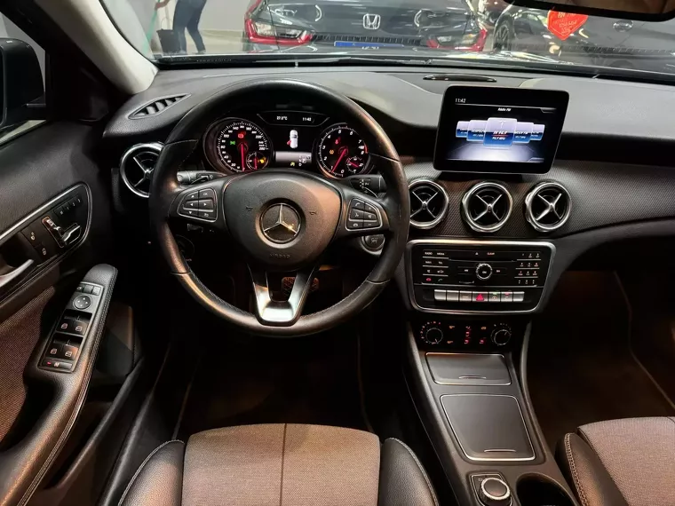 Mercedes-benz GLA 200 Cinza 2