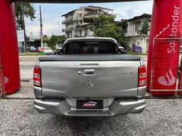Mitsubishi L200 Triton