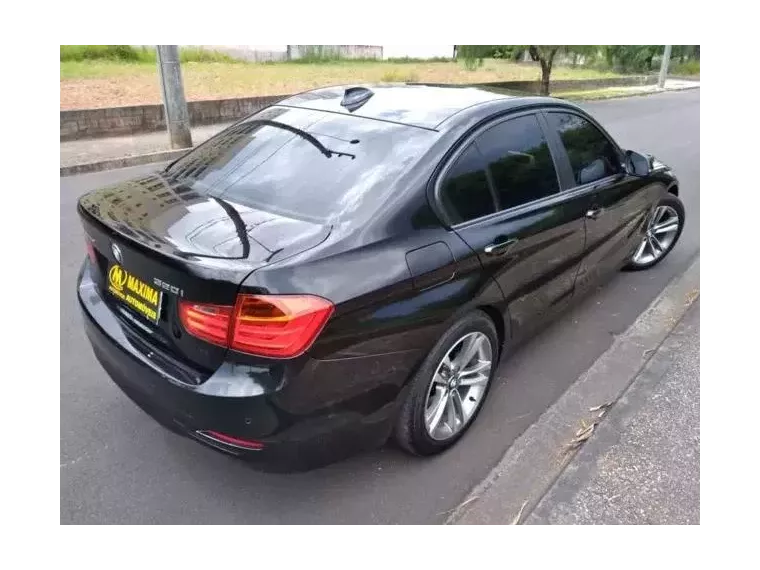 BMW 320i Preto 4