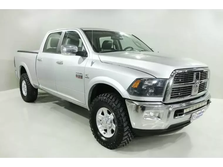 Dodge RAM Prata 5