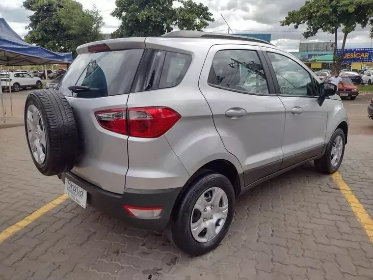 Ford Ecosport Prata 26