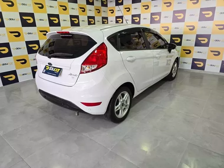 Ford Fiesta Branco 8