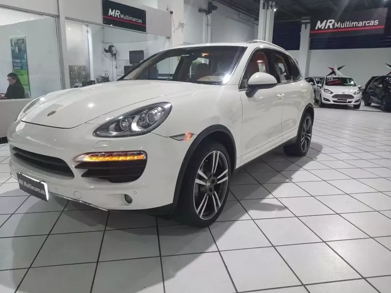 Porsche Cayenne Branco 1