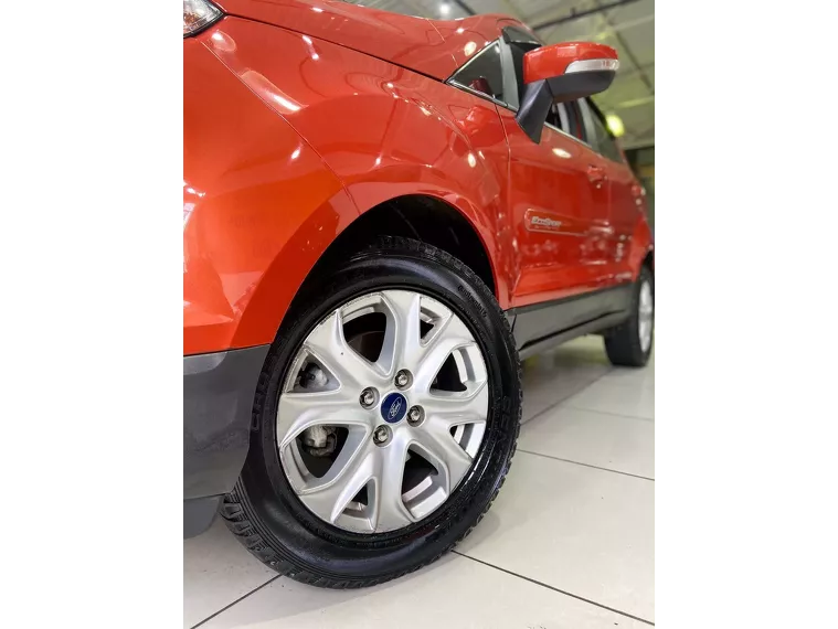 Ford Ecosport Laranja 10