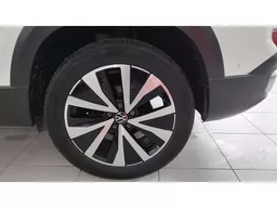 Volkswagen Taos