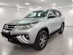 Toyota Hilux SW4