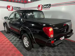 Mitsubishi L200 Triton