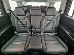 Jeep Commander