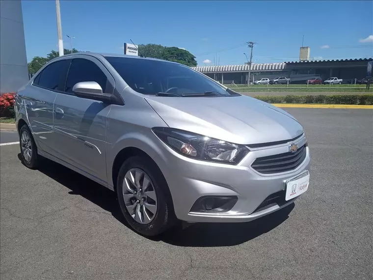 Chevrolet Prisma Prata 5