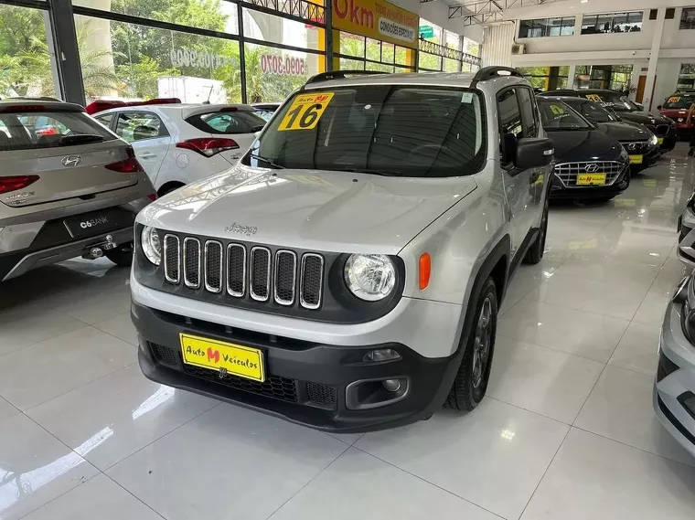 Jeep Renegade Prata 12