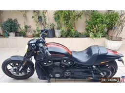 Harley-Davidson V-Rod