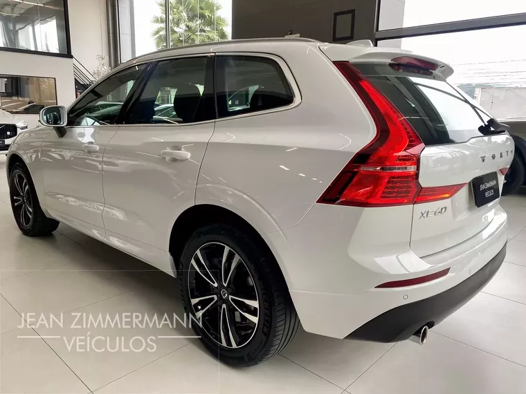 Volvo XC60 Branco 8