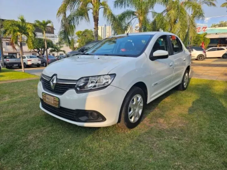 Renault Logan Branco 2